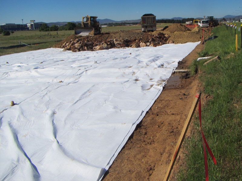 nonwoven geotextile landscape fabric for Landfills Soil Separation